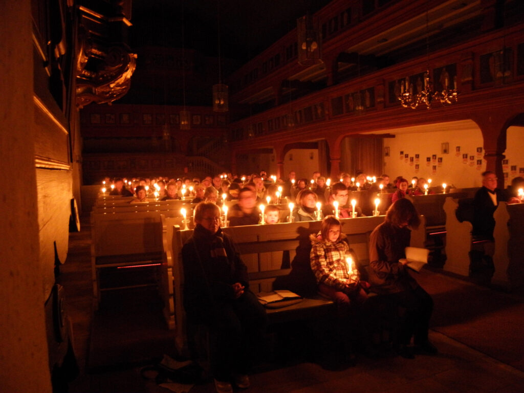 Osternacht in der Klosterkirche Frauenaurach